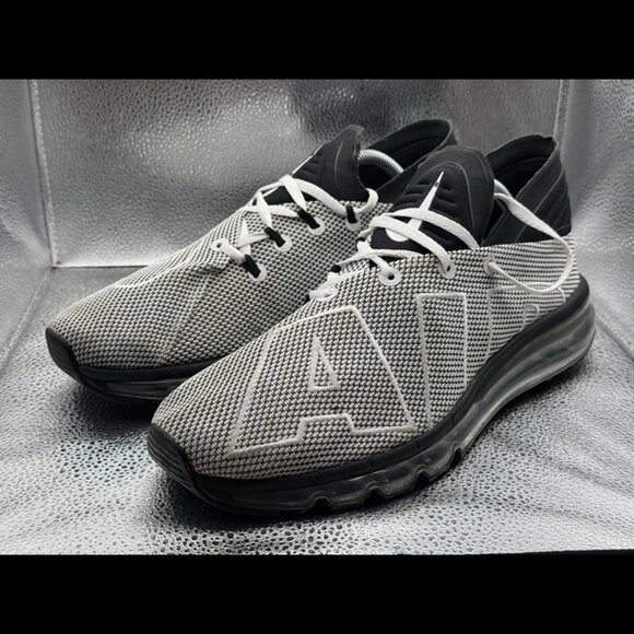 Size 11 - Nike Men's Air Max Flair White Black‎ Running Shoe 942236-103 - Picture 7 of 10